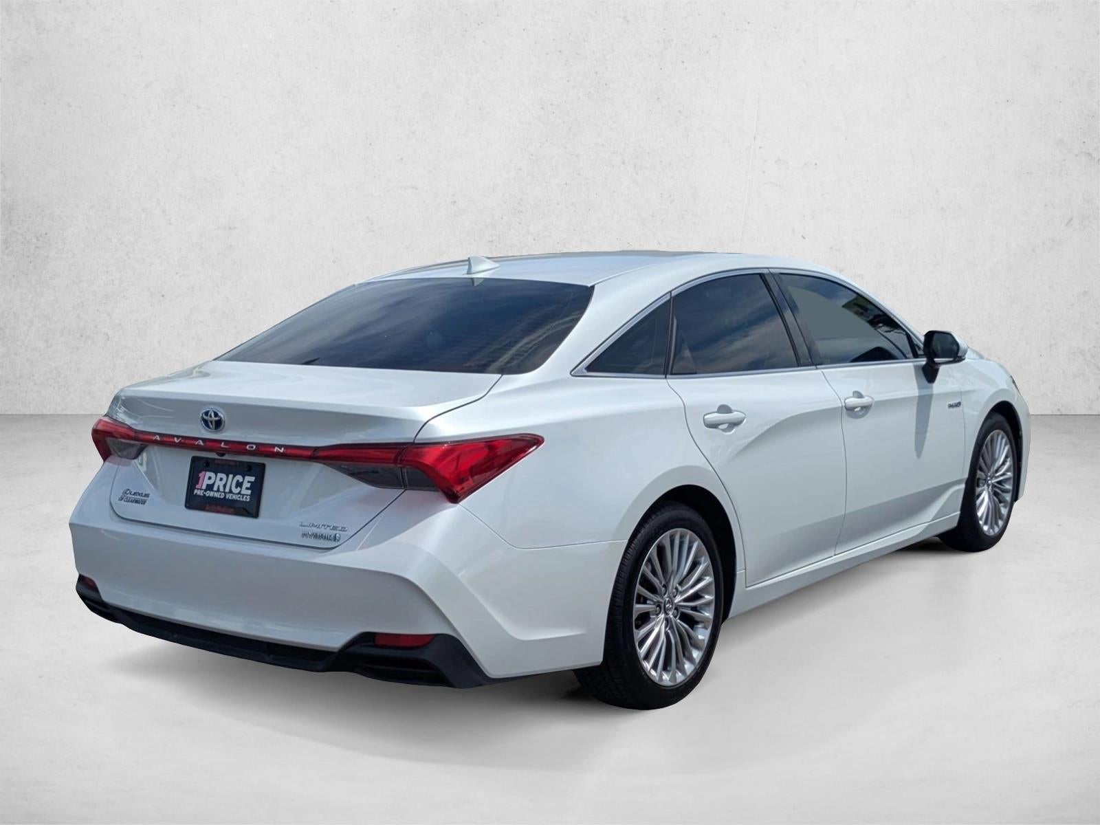 2020 Toyota Avalon Hybrid Limited (Natl)