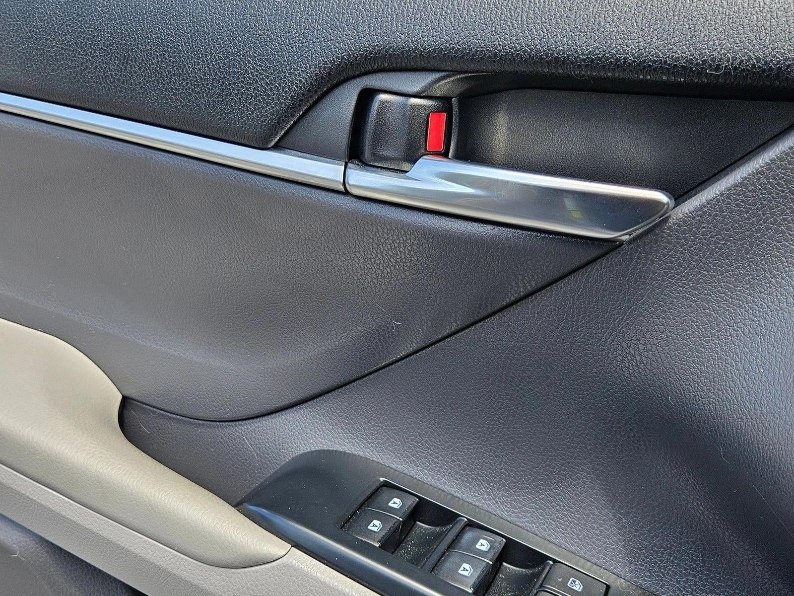 2020 Toyota Camry Hybrid LE CVT (Natl)
