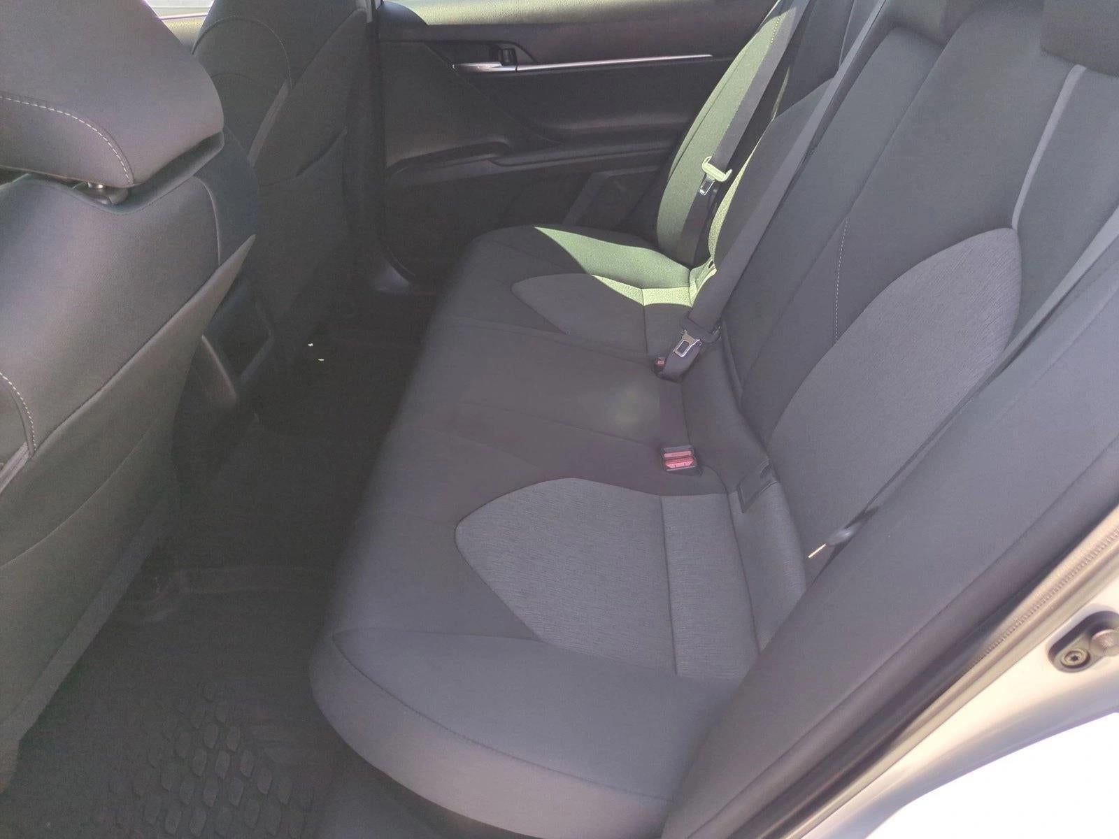 2022 Toyota Camry Hybrid LE CVT (Natl)