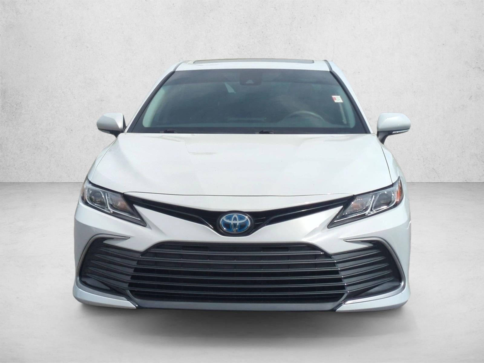 2022 Toyota Camry Hybrid LE CVT (Natl)