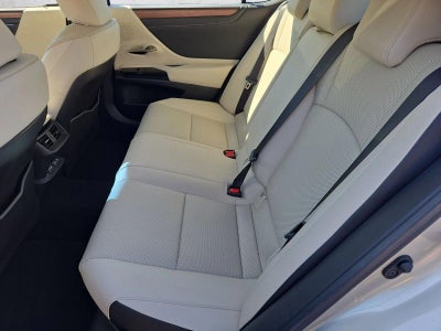2025 Lexus ES 300h FWD