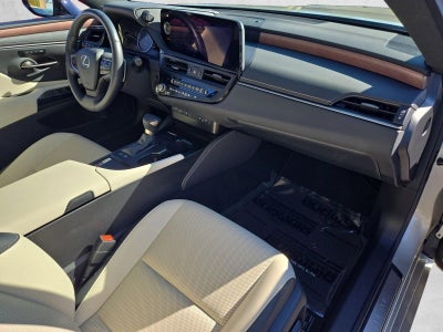 2025 Lexus ES 300h FWD