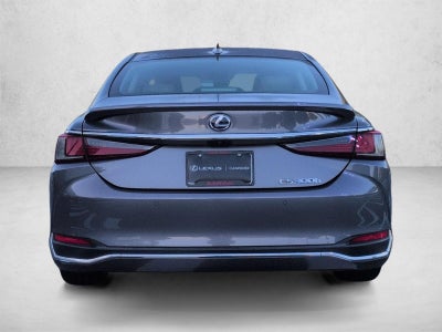 2021 Lexus ES 300h FWD