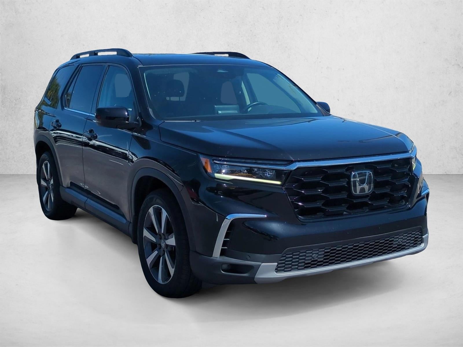 2023 Honda Pilot Touring AWD