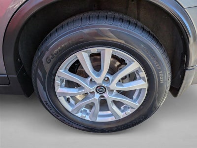 2018 Nissan Rogue FWD SV