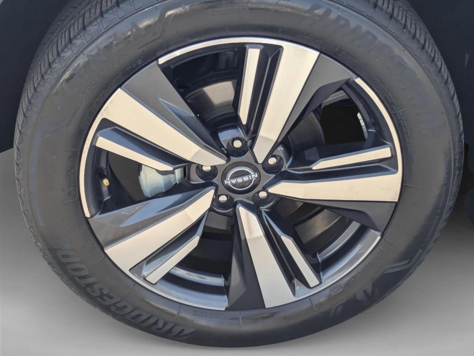 2022 Nissan Rogue FWD SL