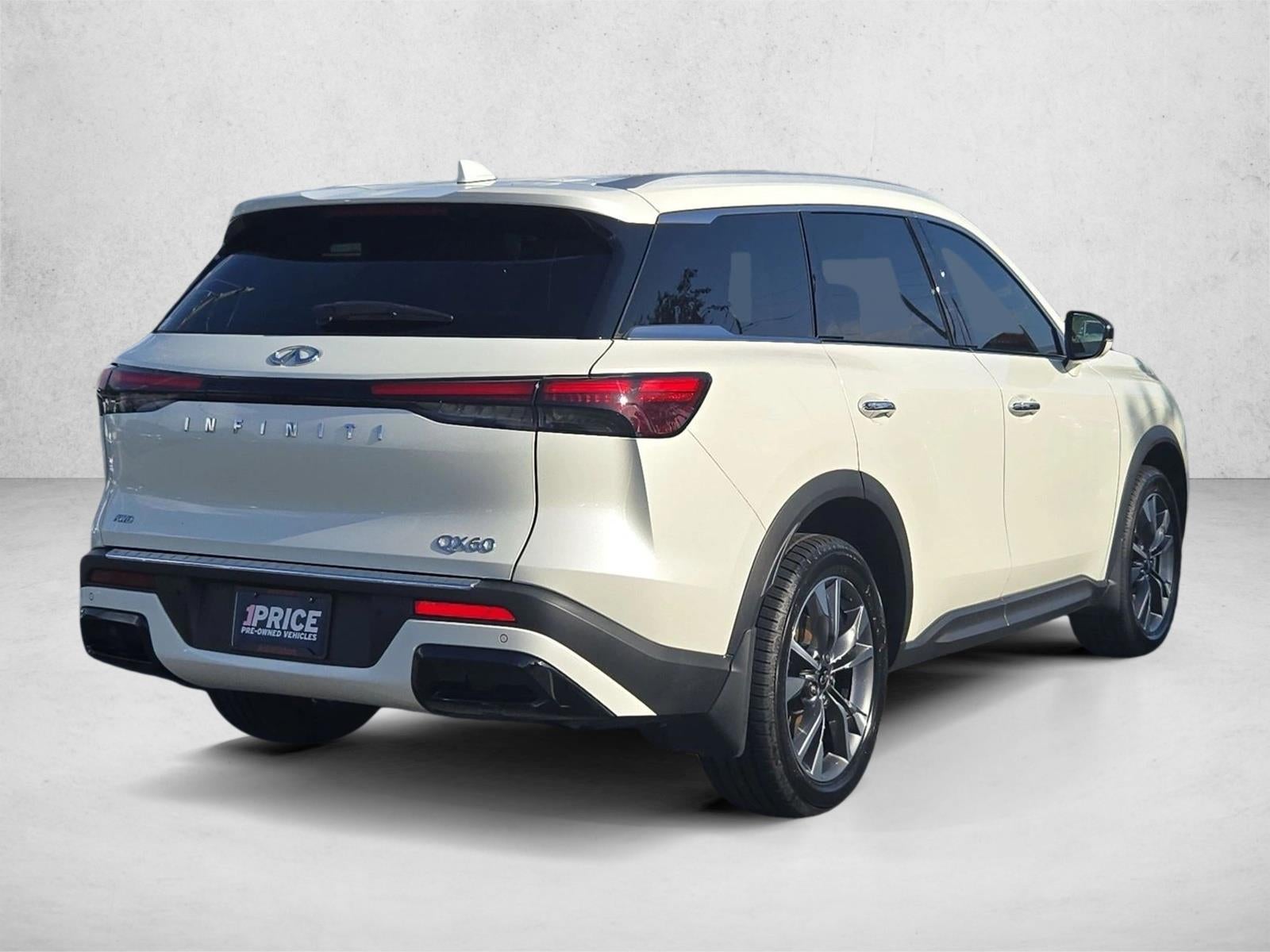 2023 INFINITI QX60 LUXE AWD