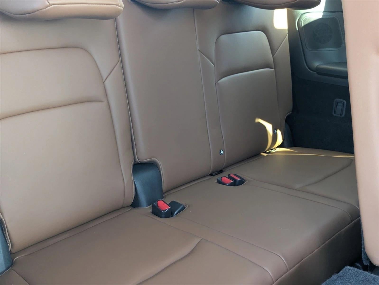 2025 Nissan Pathfinder Platinum 2WD