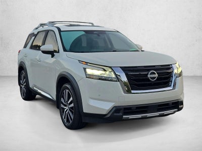 2023 Nissan Pathfinder Platinum 2WD
