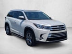 2017 Toyota Highlander Limited Platinum V6 AWD (Natl)