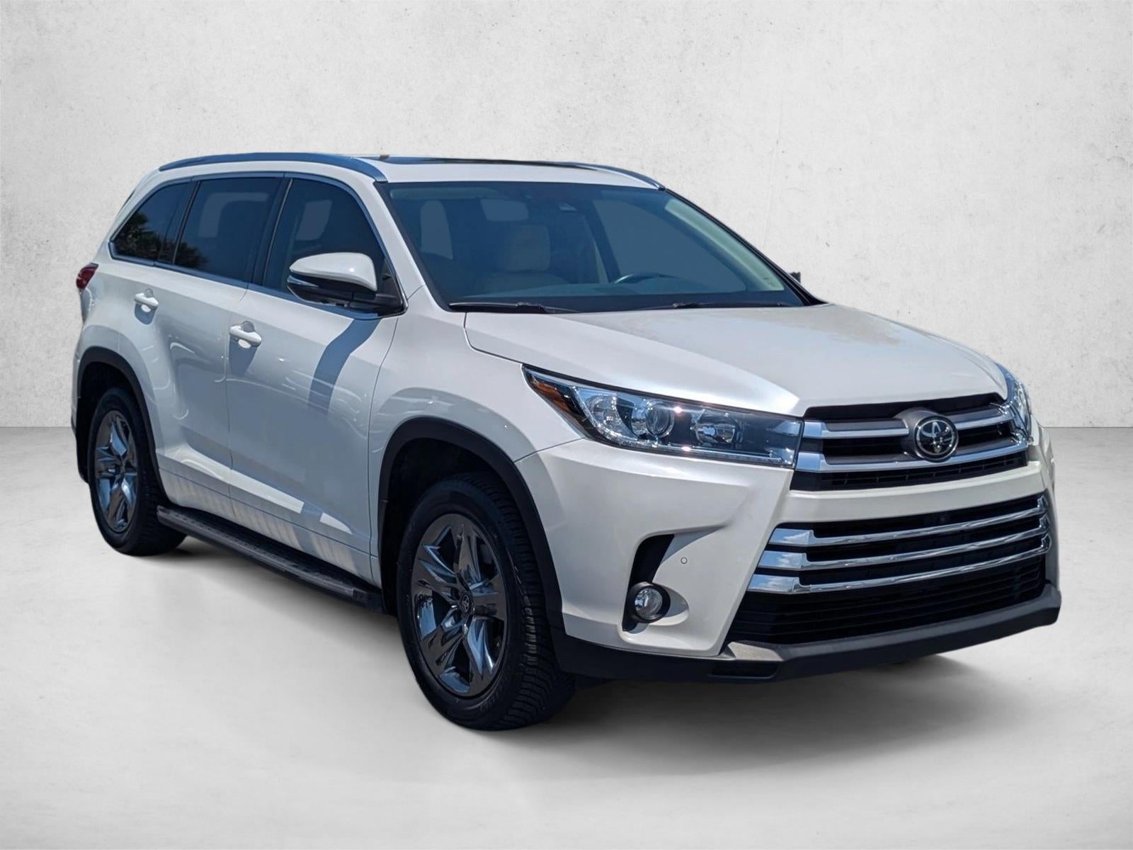 2017 Toyota Highlander Limited Platinum V6 AWD (Natl)