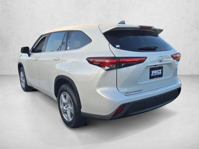 2024 Toyota Highlander LE FWD (GS)