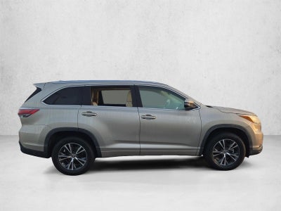 2016 Toyota Highlander FWD 4dr V6 XLE (Natl)
