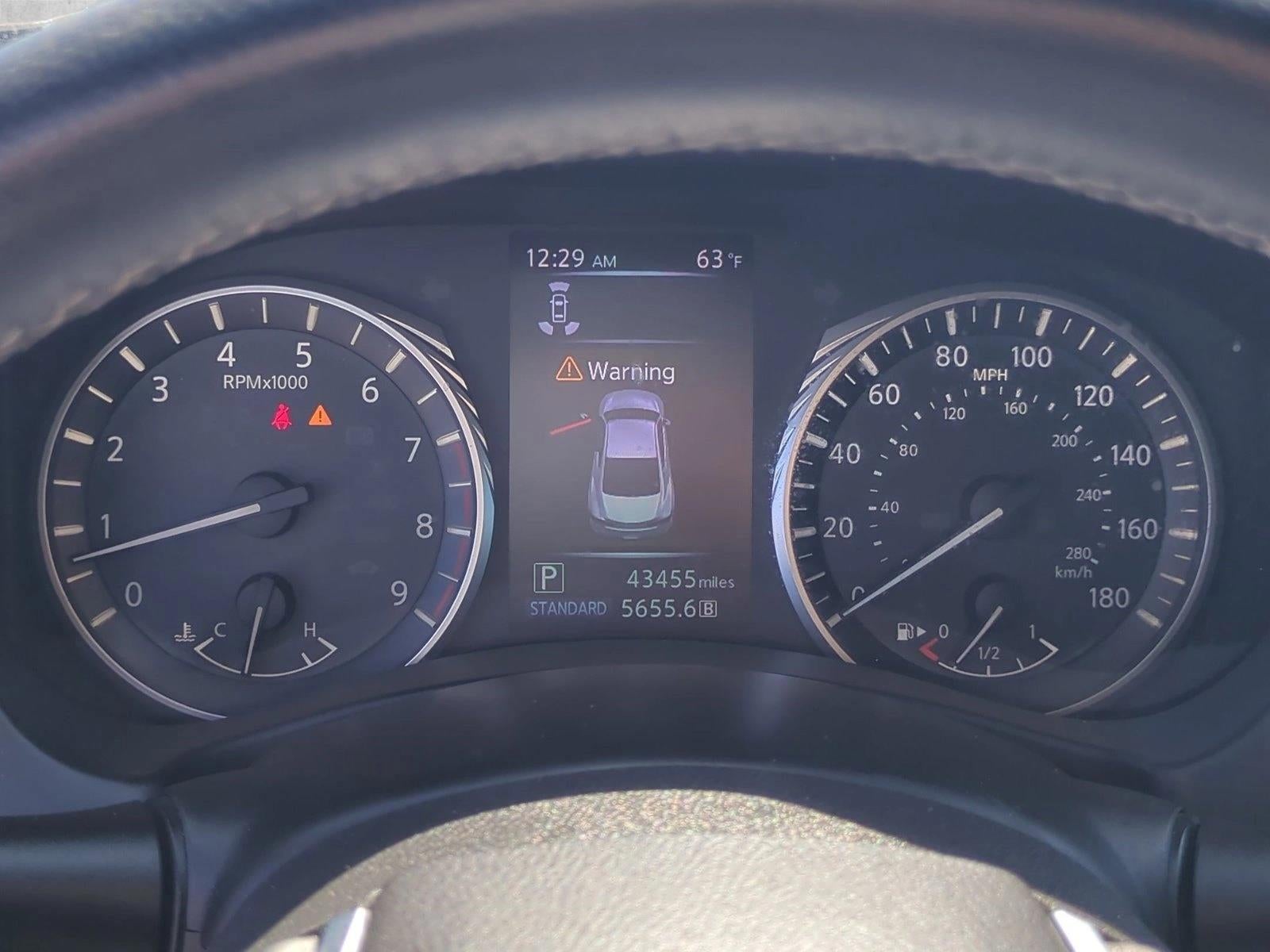 2022 INFINITI Q60 LUXE RWD