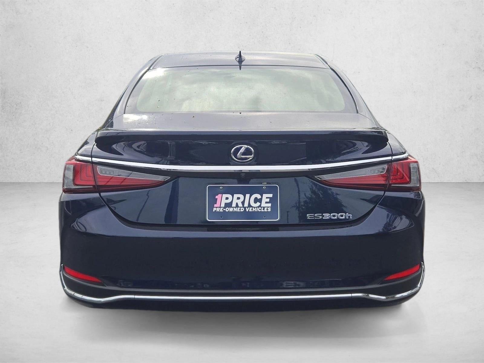 2019 Lexus ES 300h Luxury FWD