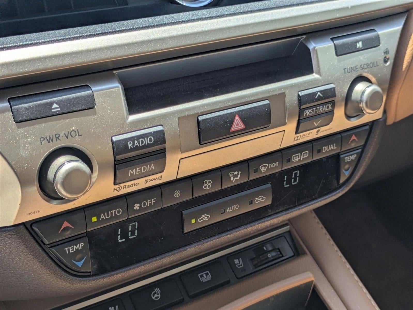 2016 Lexus ES 300h 4dr Sdn Hybrid