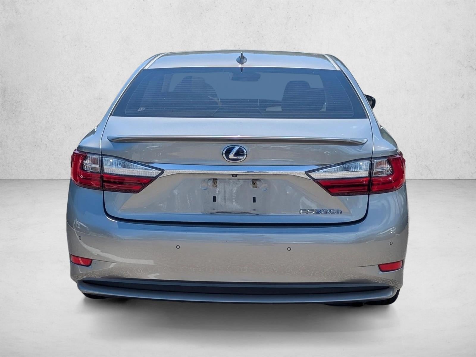 2016 Lexus ES 300h 4dr Sdn Hybrid