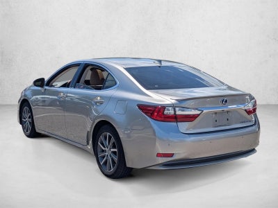 2016 Lexus ES 300h 4dr Sdn Hybrid