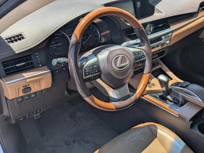 2016 Lexus ES 300h 4dr Sdn Hybrid
