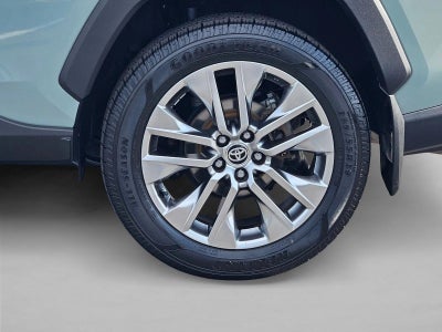 2020 Toyota RAV4 XLE Premium AWD (Natl)