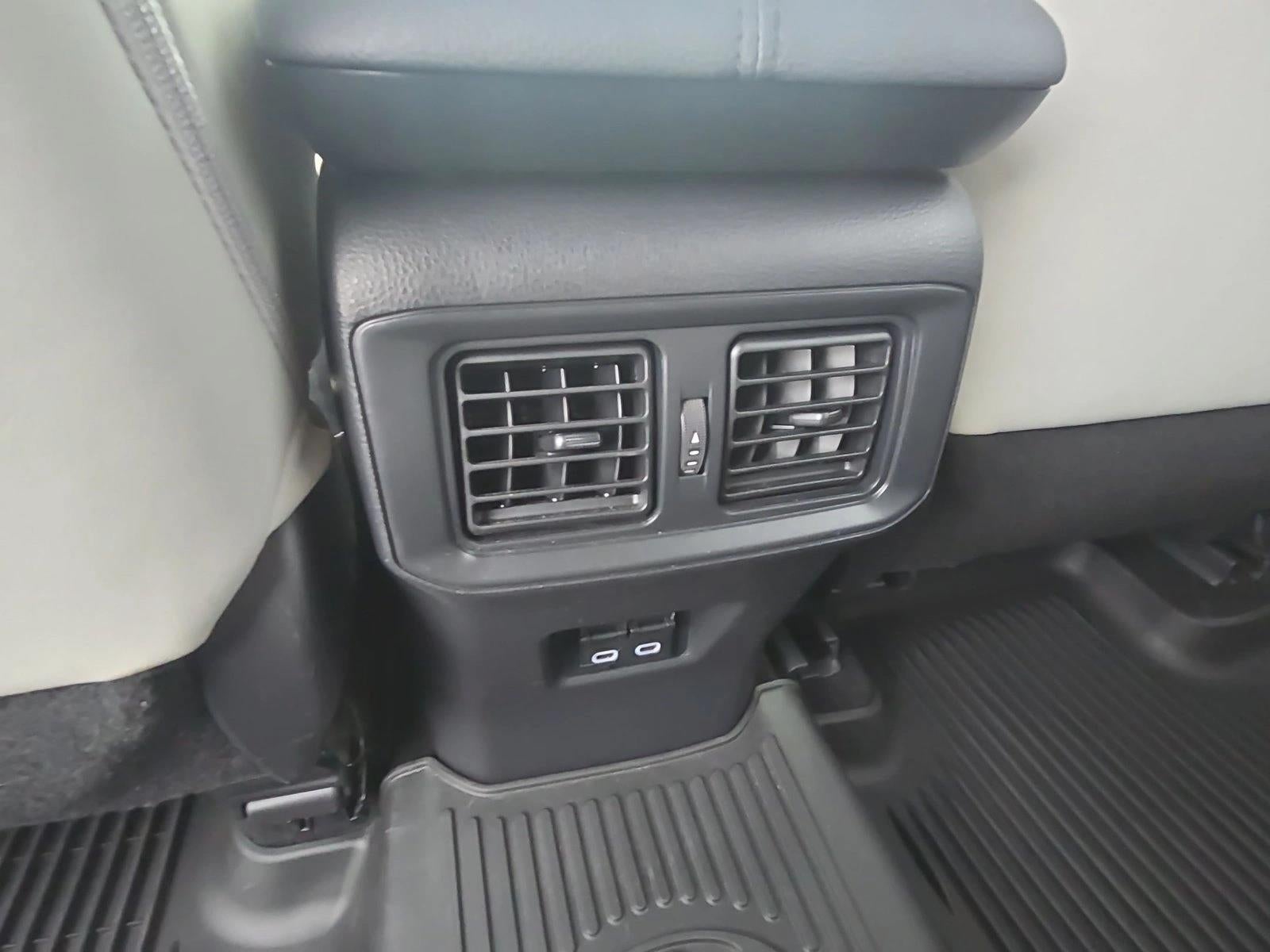 2023 Toyota RAV4 Hybrid Limited AWD (Natl)