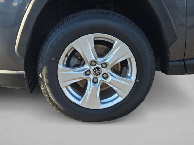 2019 Toyota RAV4 XLE FWD (GS)