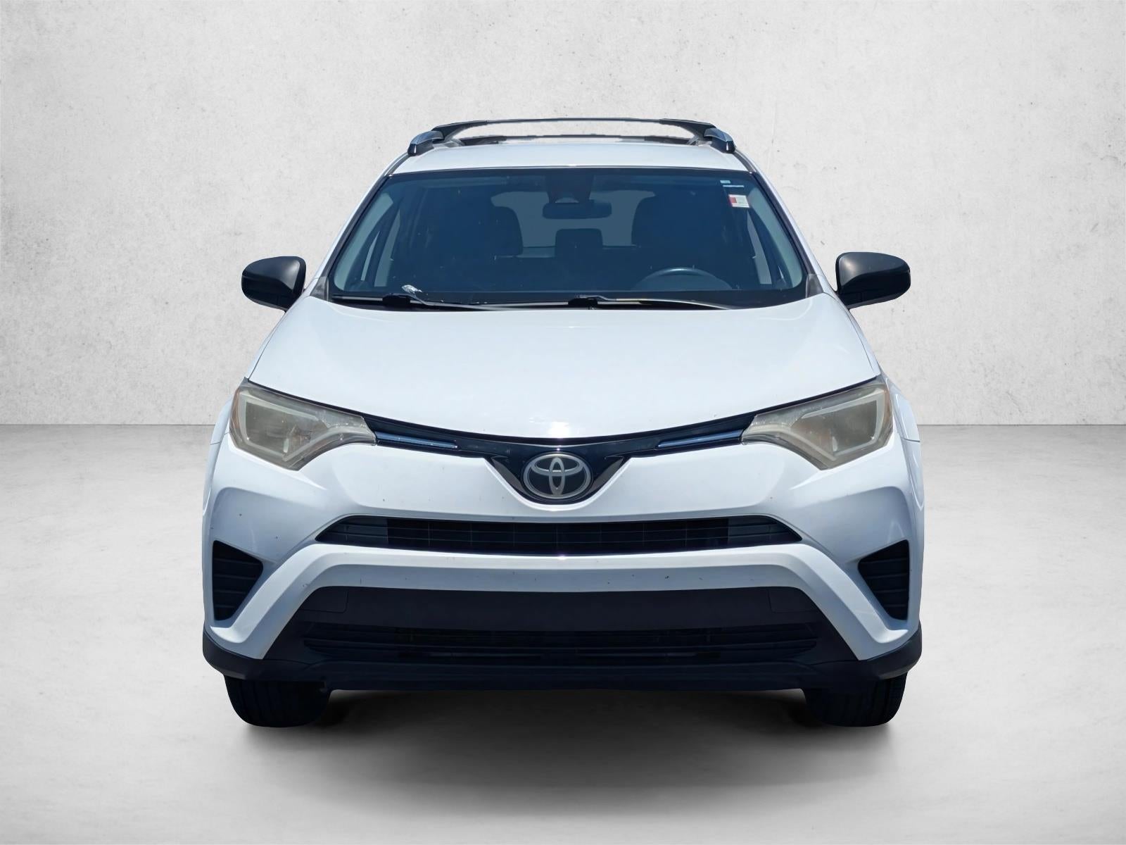 2017 Toyota RAV4 LE FWD (GS)