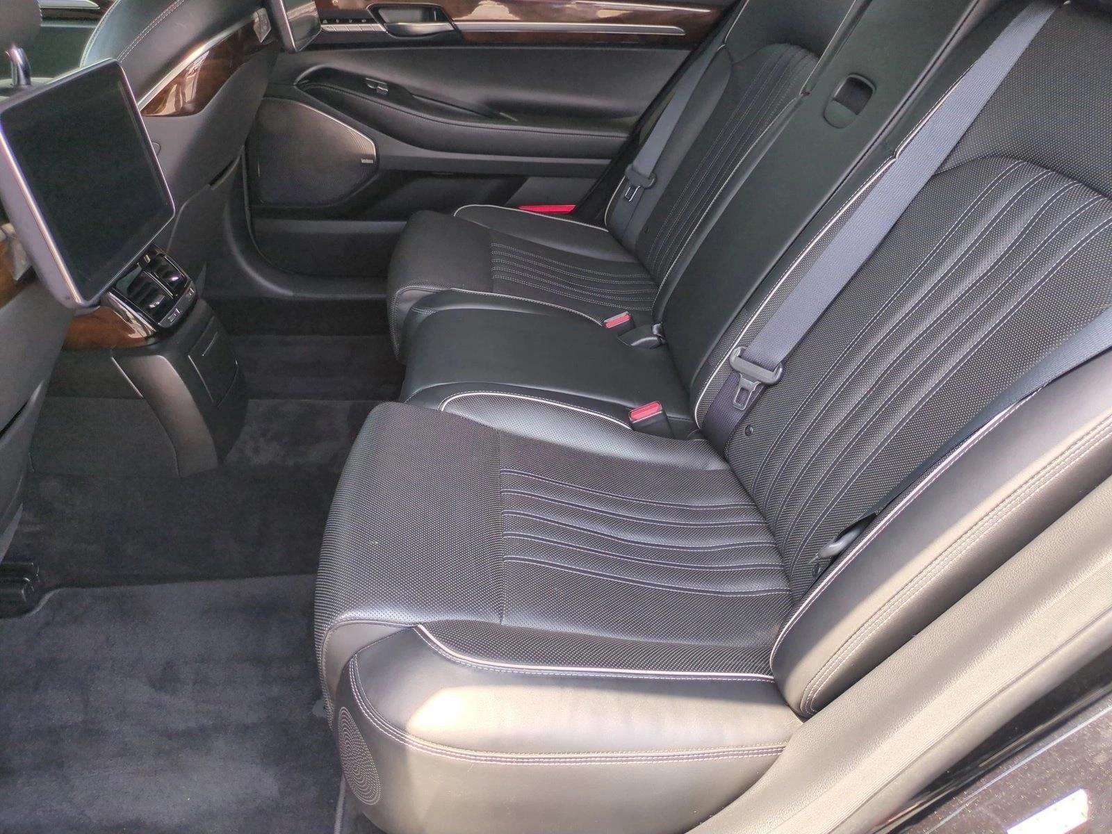 2018 Genesis G90 5.0L Ultimate RWD