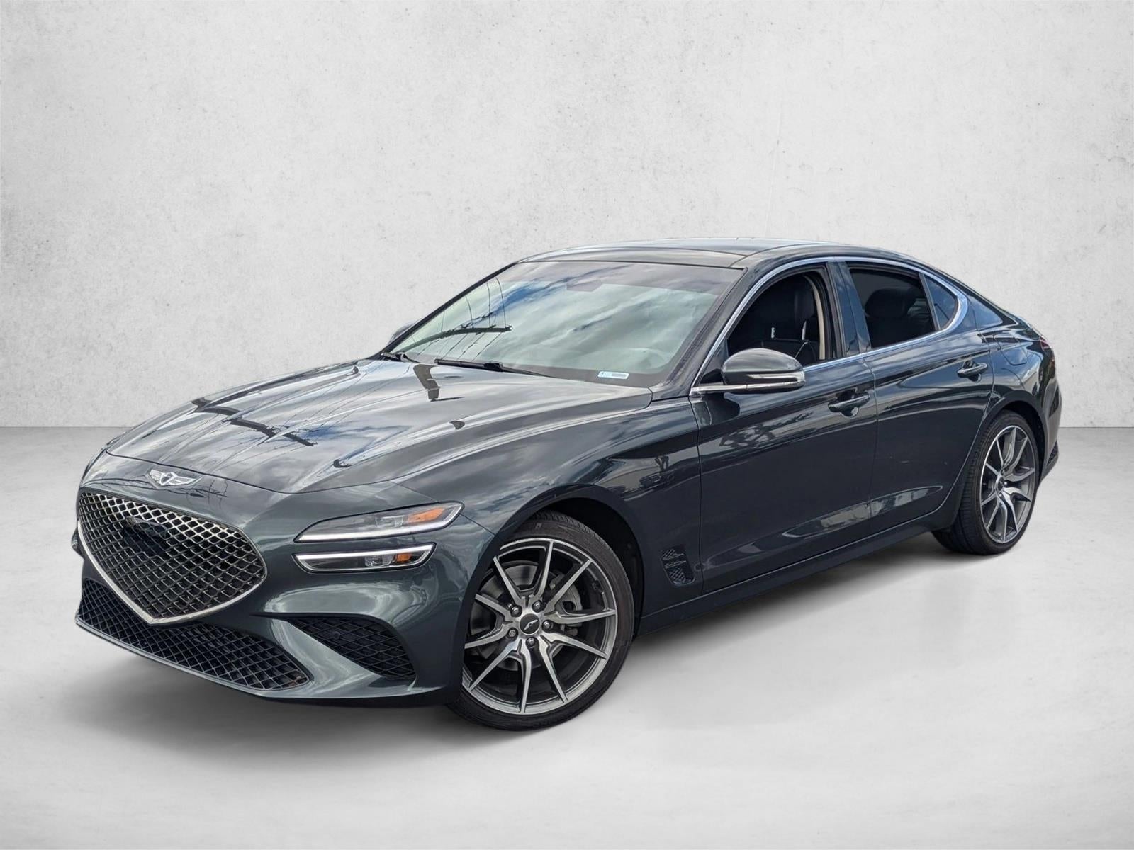 2022 Genesis G70 2.0T RWD