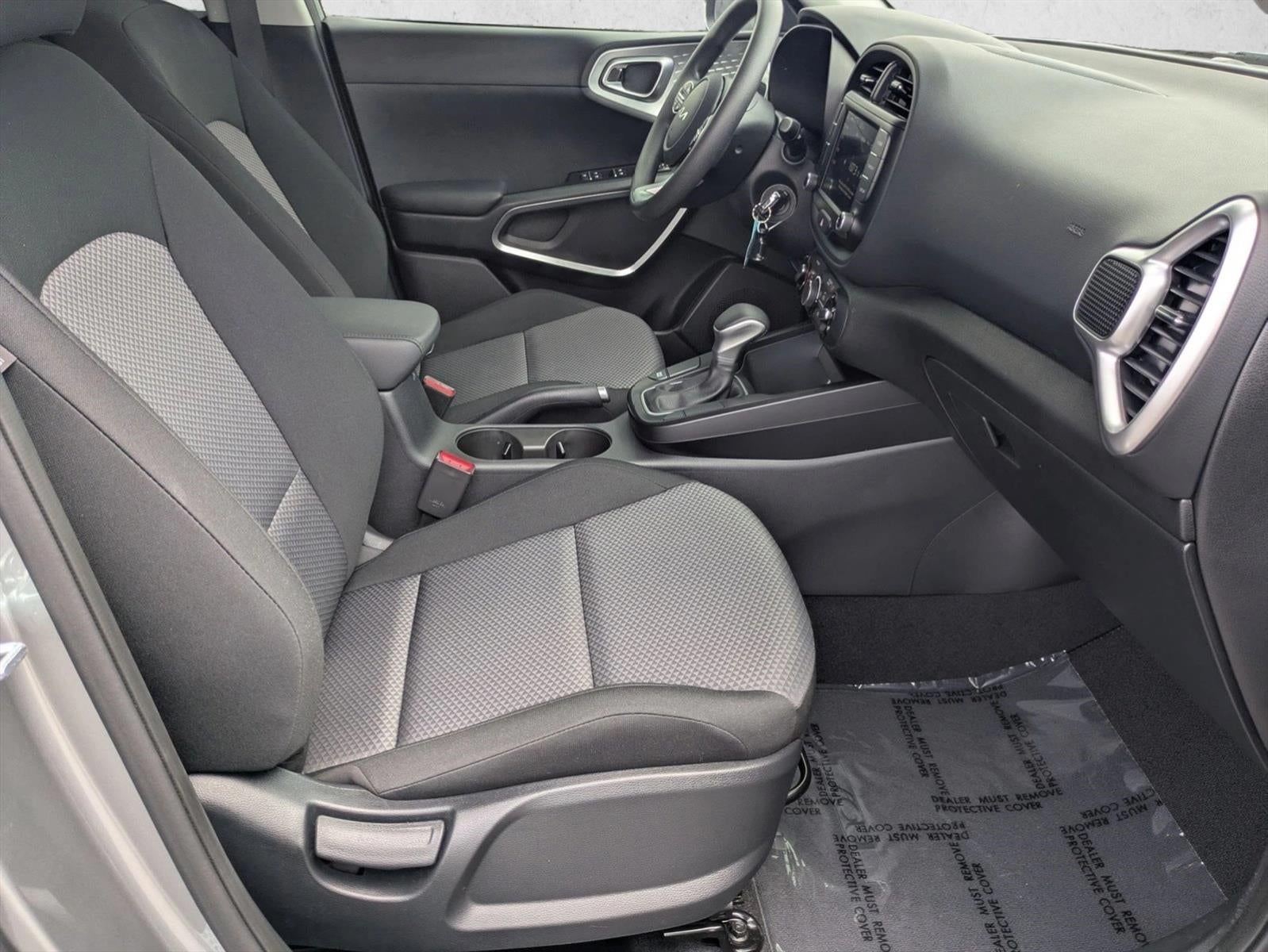 2024 Kia Soul LX IVT