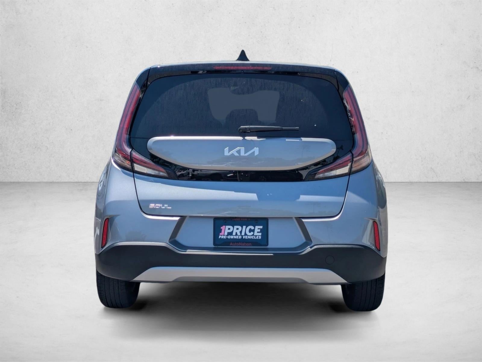 2024 Kia Soul LX IVT