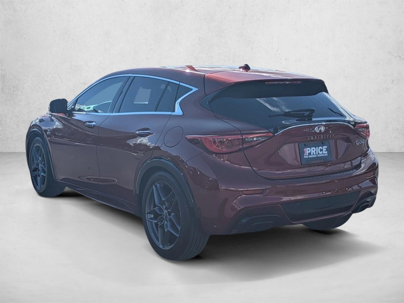 2018 INFINITI QX30 Sport FWD