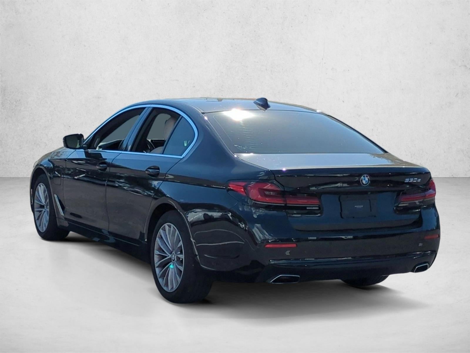 2021 BMW 530e Plug-In Hybrid