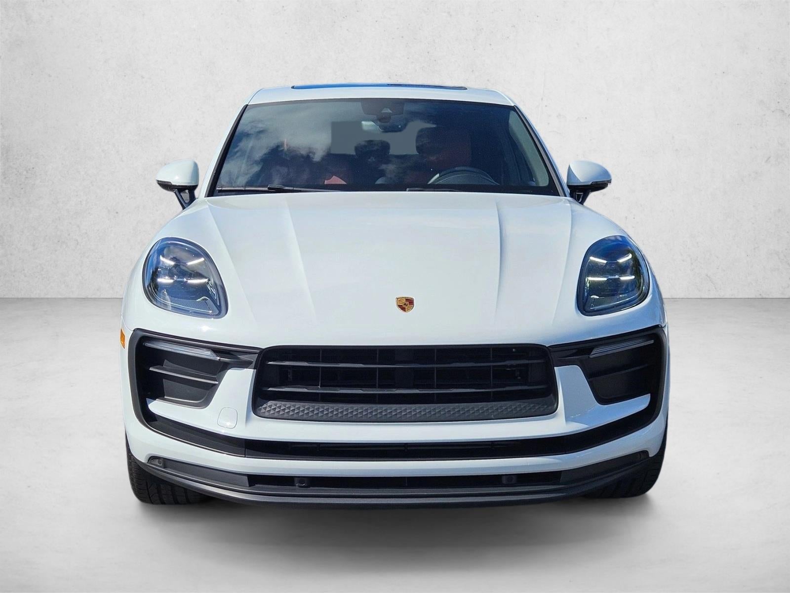 2022 Porsche Macan AWD