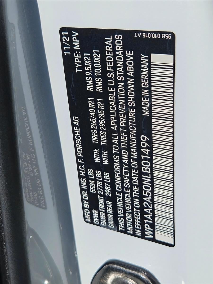 2022 Porsche Macan AWD