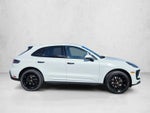 2022 Porsche Macan AWD