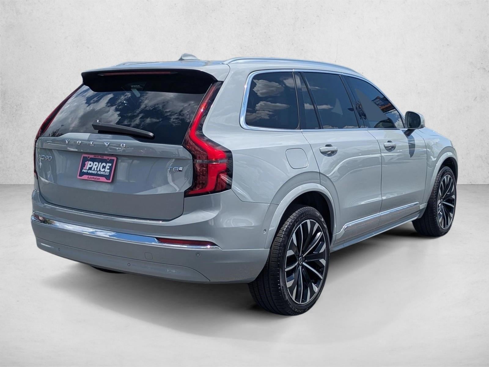 2025 Volvo XC90 Plug-In Hybrid 2025.5 T8 AWD Ultra 7-Seater