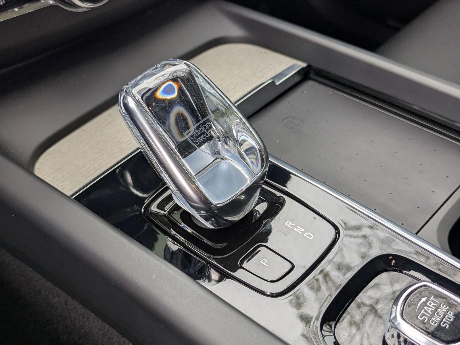 2022 Volvo XC60 B5 FWD Inscription