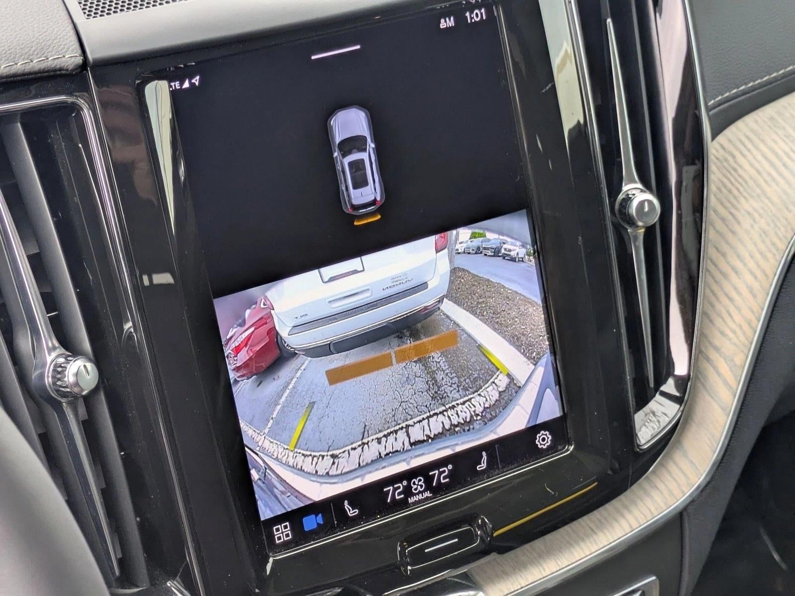 2022 Volvo XC60 B5 FWD Inscription