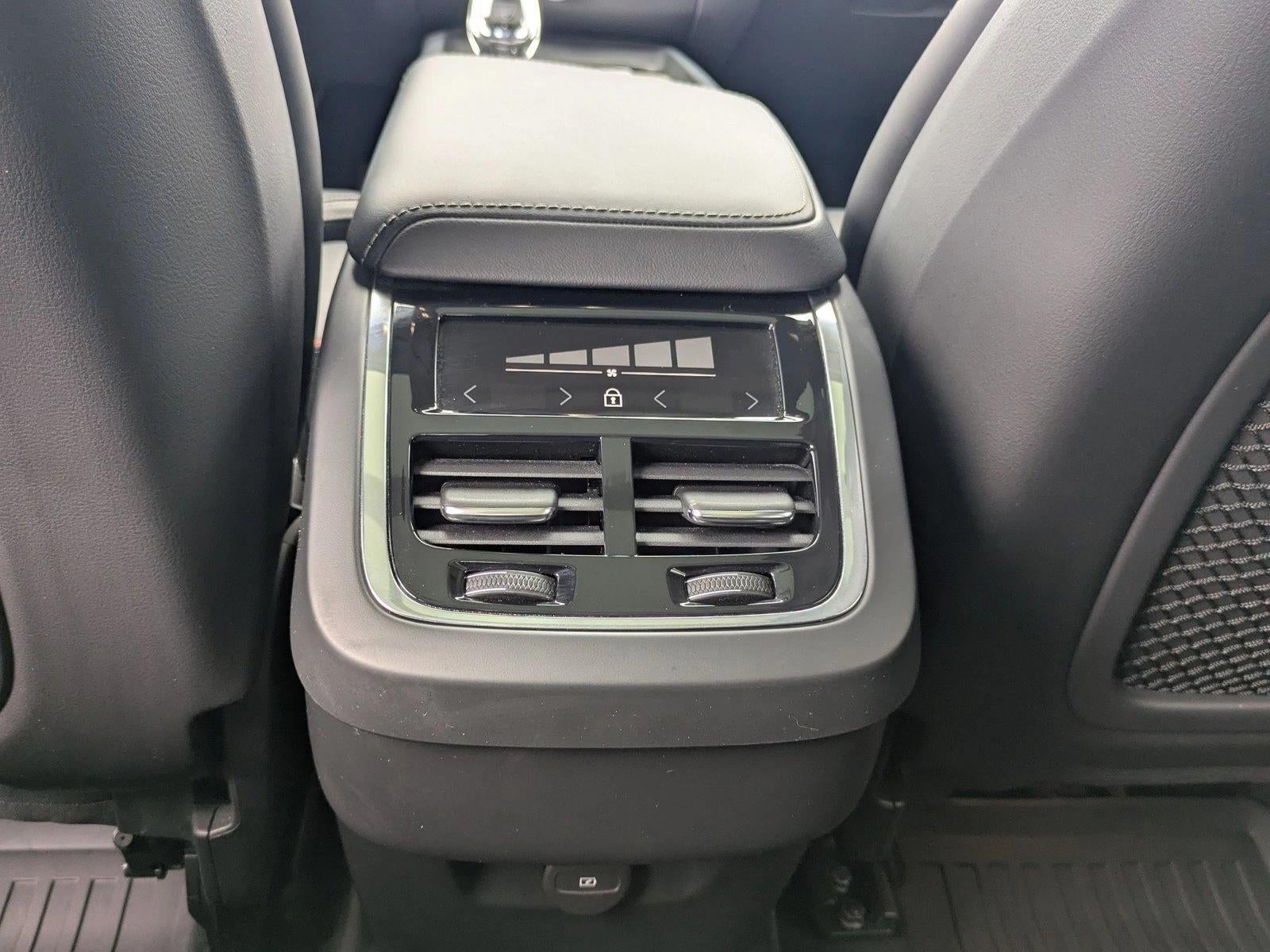 2022 Volvo XC60 B5 FWD Inscription