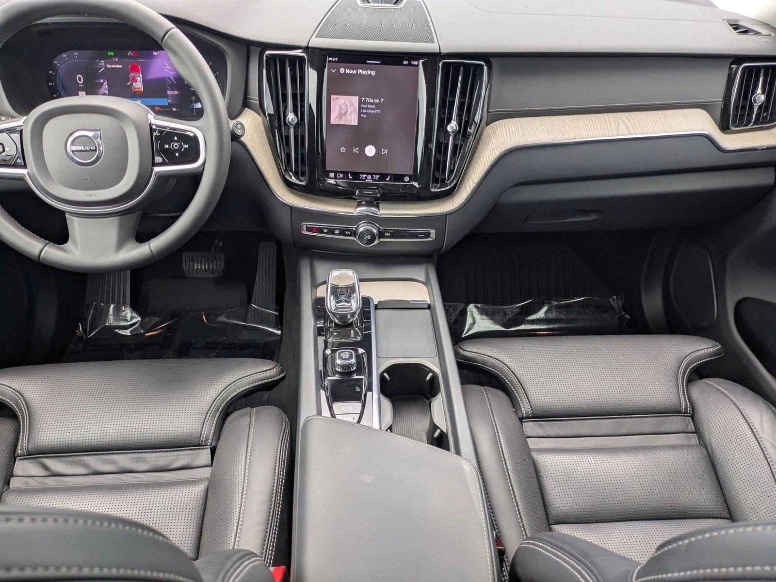 2022 Volvo XC60 B5 FWD Inscription