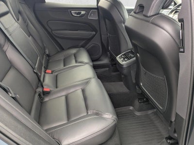 2022 Volvo XC60 B5 FWD Inscription