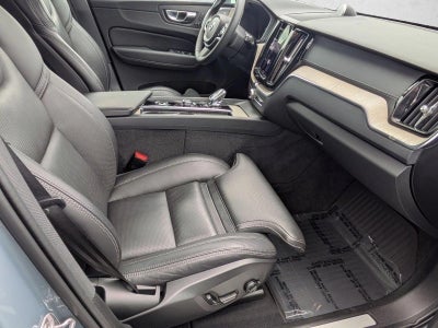 2022 Volvo XC60 B5 FWD Inscription