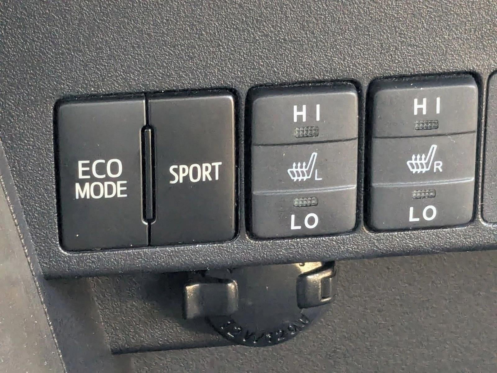 2014 Toyota RAV4 AWD 4dr Limited (Natl)