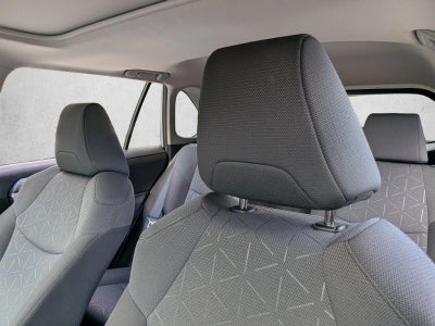 2022 Toyota RAV4 XLE FWD (GS)