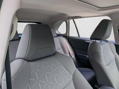 2022 Toyota RAV4 XLE FWD (GS)