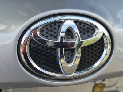 2018 Toyota RAV4 XLE FWD (GS)