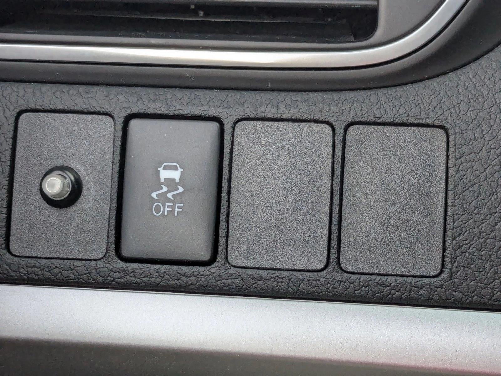 2016 Toyota Camry 4dr Sdn I4 Auto SE (SE)