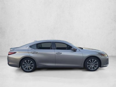 2019 Lexus ES 300h FWD