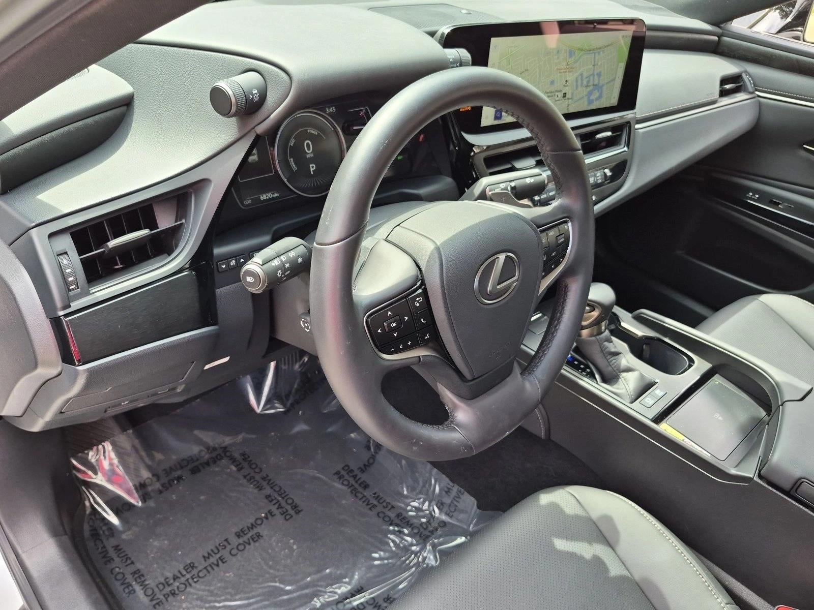 2025 Lexus ES 300h FWD
